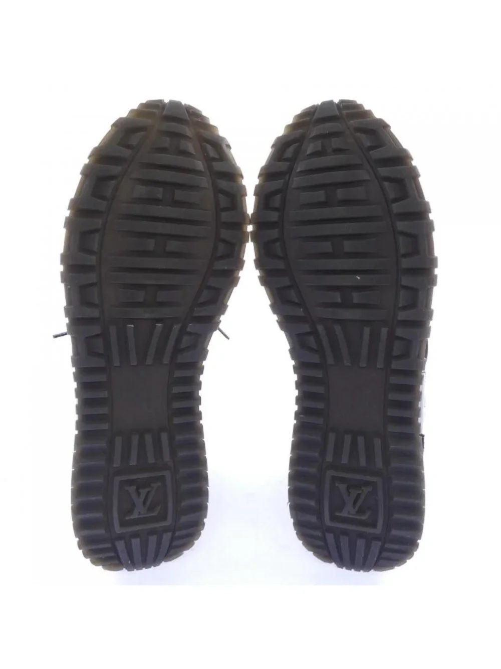 Louis Vuitton Run Away Line Sneakers